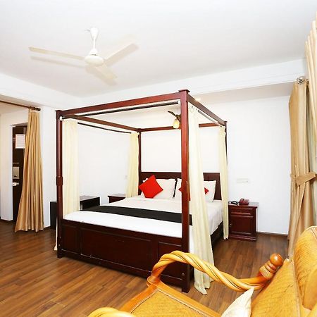 Capital O 37763 Bright Heritage Kochi Extérieur photo