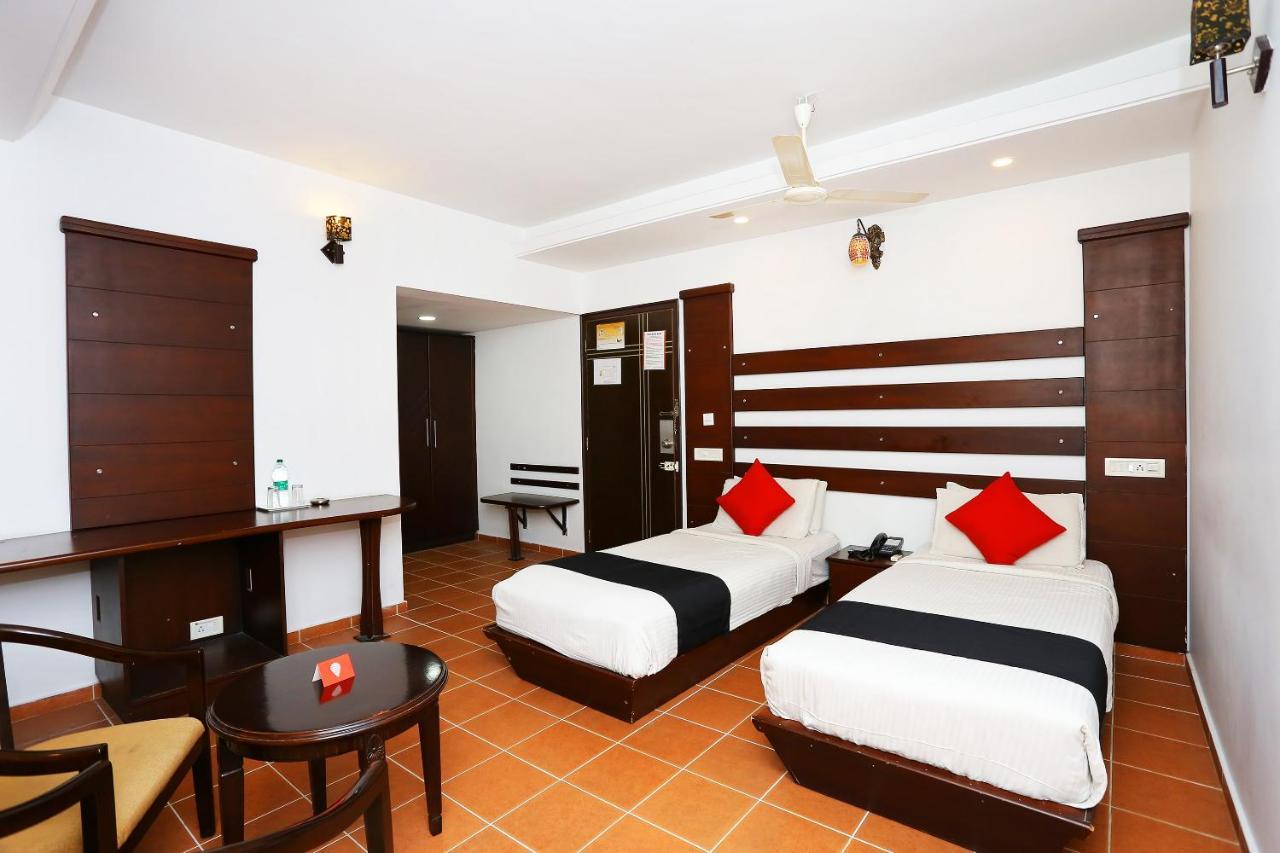 Capital O 37763 Bright Heritage Kochi Extérieur photo